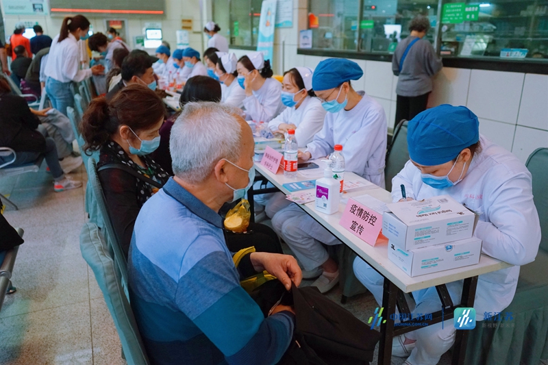 守卫健康，未病先防——南京脑科医院护理部举行大型义诊健康咨询服务